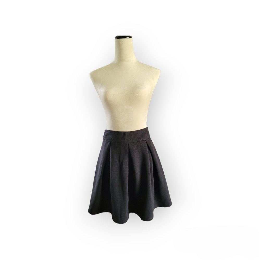 The Limited Black Pleated Skirt - EUC! - Picture 2 of 7